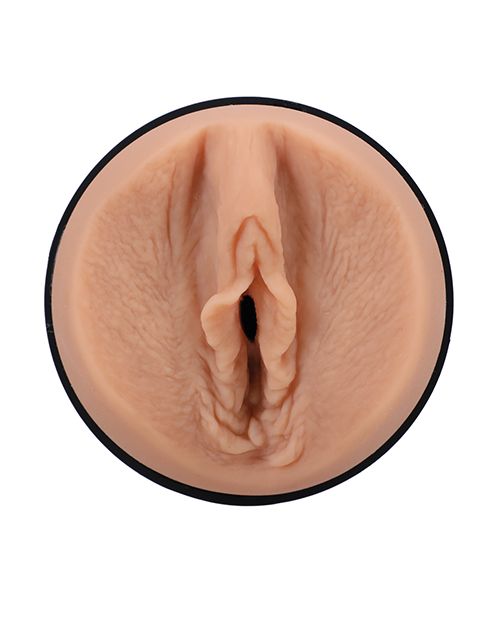 Main Squeeze Pussy Masturbator-Chantal Danielle