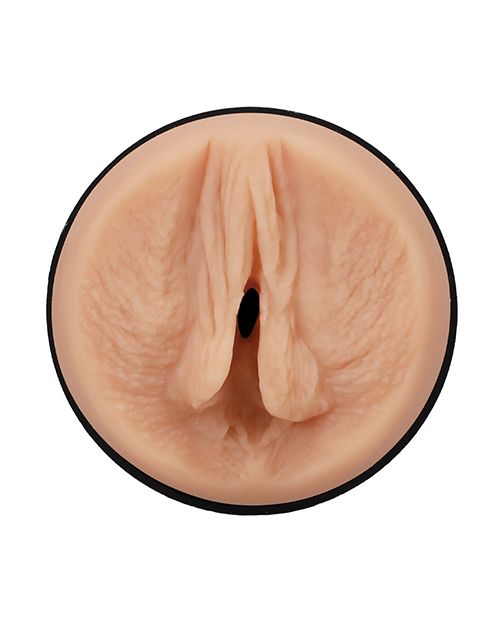 Main Squeeze Pussy Masturbator-Kiley Corrupt