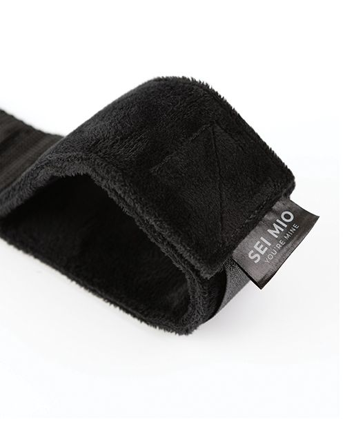 Sei Mio Spread the Love Ankle Spreader Bar With Wrist Cuffs
